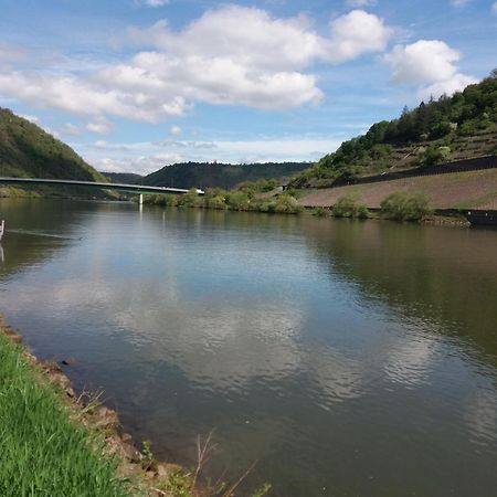 Ferienwohnung Altes Fachwerkhaus Mutter Mosel Löf Exterior foto